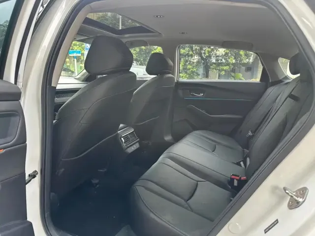 Honda Accord — Фото автомобиля 5