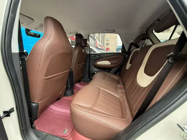 Wuling Bingo — Фото автомобиля 6