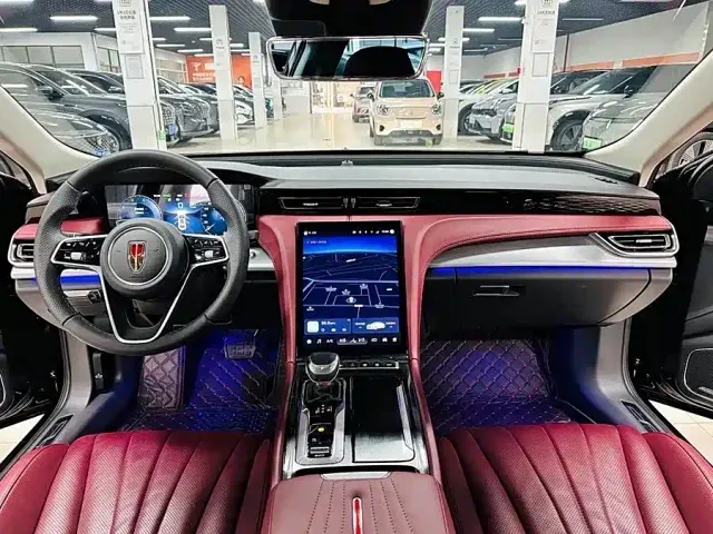 Hongqi H5 — Фото автомобиля 6