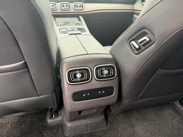 Chery Tiggo 9 — Фото автомобиля 11
