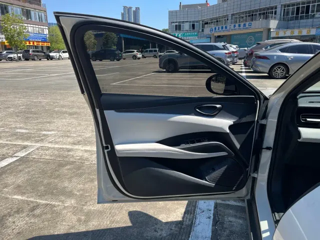BYD Seal 06 — Фото автомобиля 4