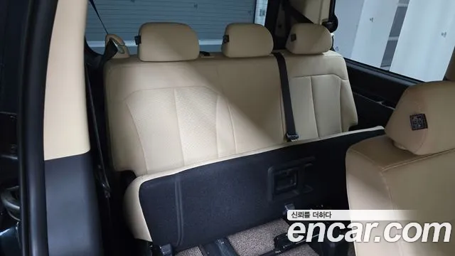 Hyundai Staria Staria L3.5 Tourer 9 мест — Фото автомобиля 12