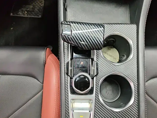Changan Eado — Фото автомобиля 16