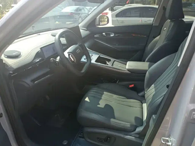 Geely Galaxy E5 — Фото автомобиля 14