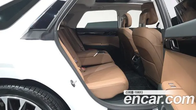 Hyundai Grandeur GN7 — Фото автомобиля 16