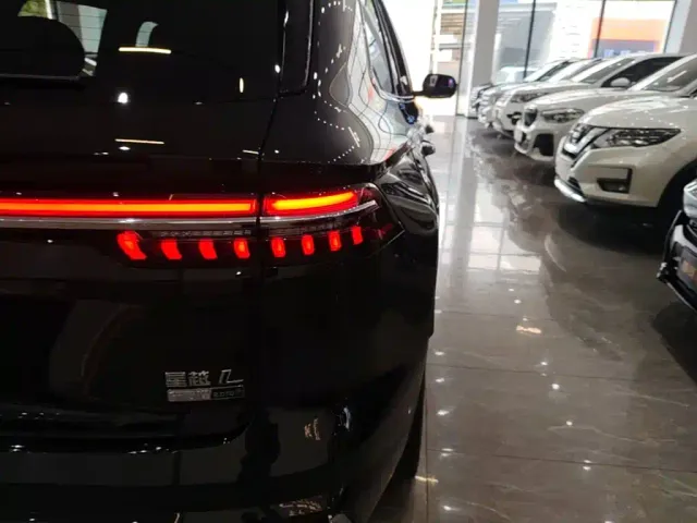 Geely Xingyue L — Фото автомобиля 7
