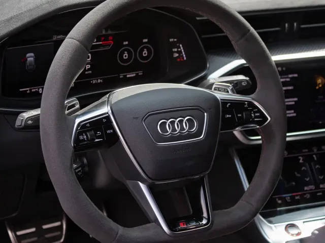 Audi RS 6 — Фото автомобиля 9
