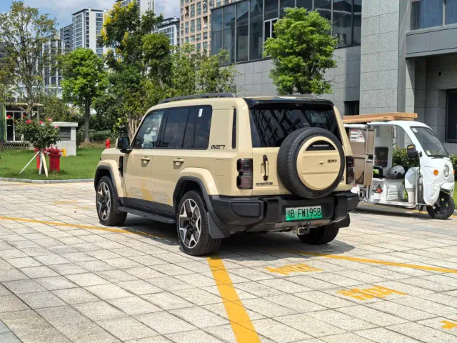 iCAR V27 — Фото автомобиля 9