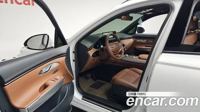 Genesis GV70 — Фото автомобиля 15
