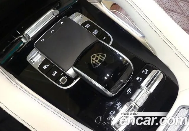Mercedes-Benz GLS-Class — Фото автомобиля 17