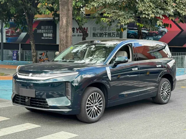 Фотография автомобиля — BYD Dynasty-D