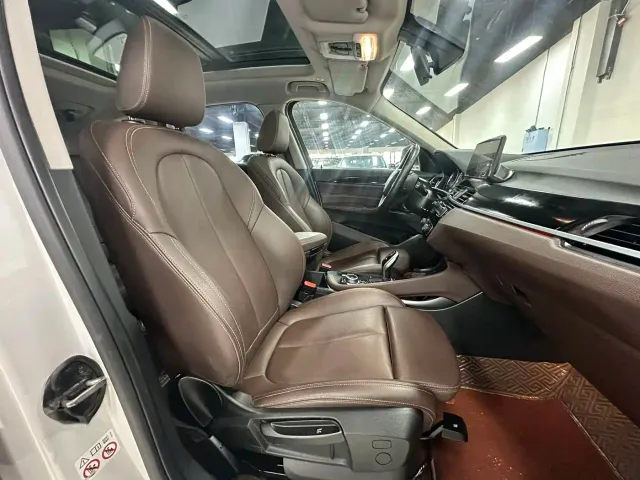 BMW X1 — Фото автомобиля 13