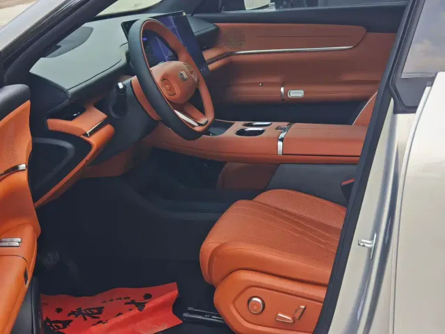 Changan Qiyuan Q07 — Фото автомобиля 5