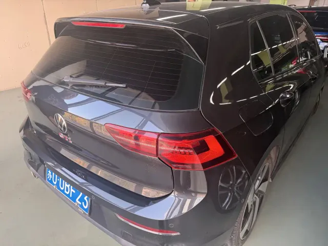 Volkswagen Golf GTI — Фото автомобиля 7
