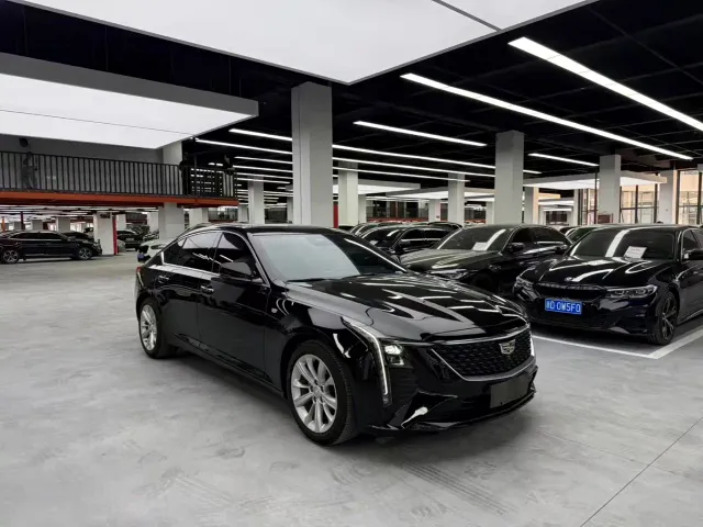 Cadillac CT5 — Фото автомобиля 3