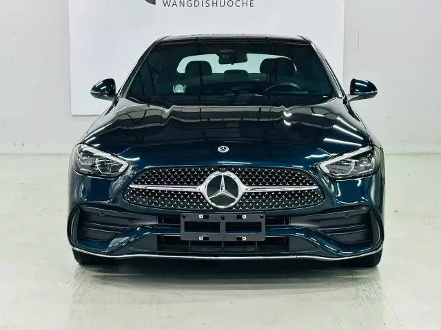 Mercedes-Benz C-Class — Фото автомобиля 2