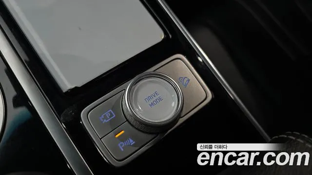 Genesis GV80 — Фото автомобиля 27