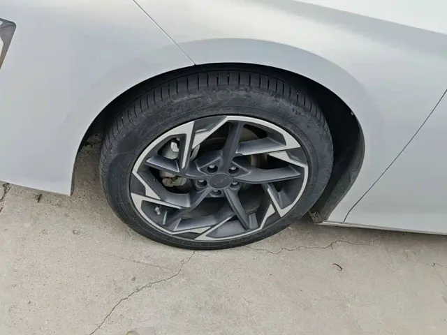GAC Aion S MAX — Фото автомобиля 22