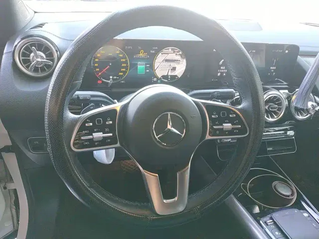 Mercedes-Benz GLA-Class — Фото автомобиля 6