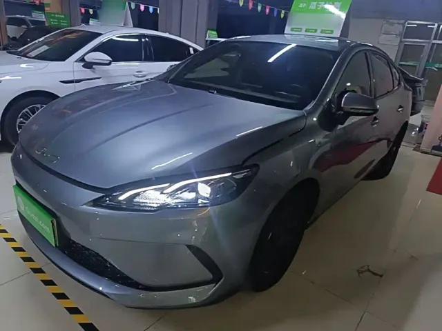 Фотография автомобиля — BYD Seal 05 DM-i