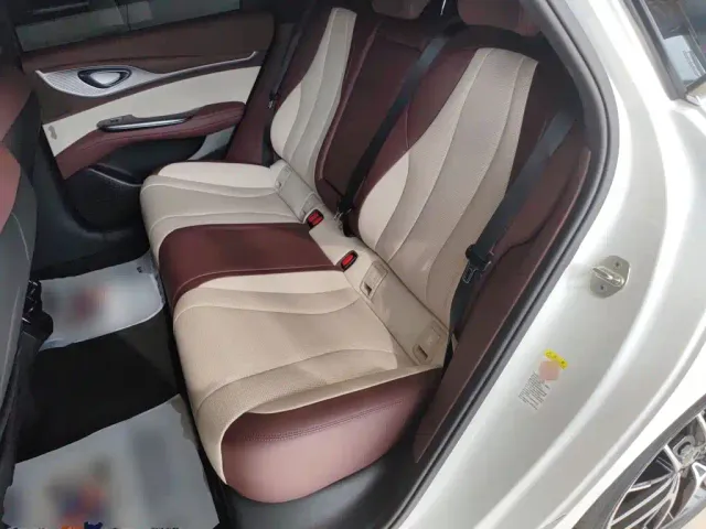 BYD Seal — Фото автомобиля 16
