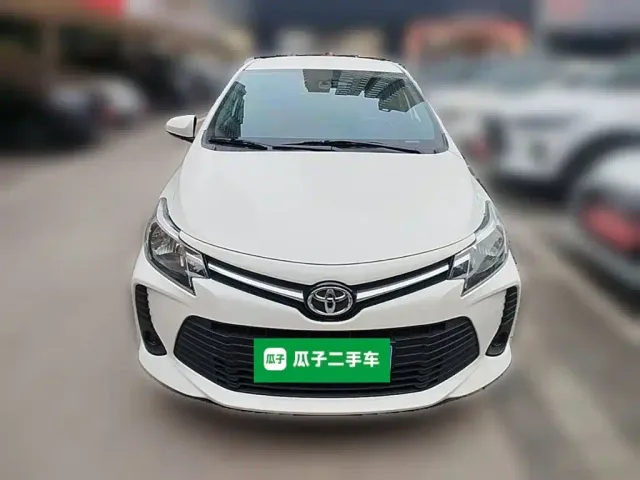 Toyota Vios — Фото автомобиля 4