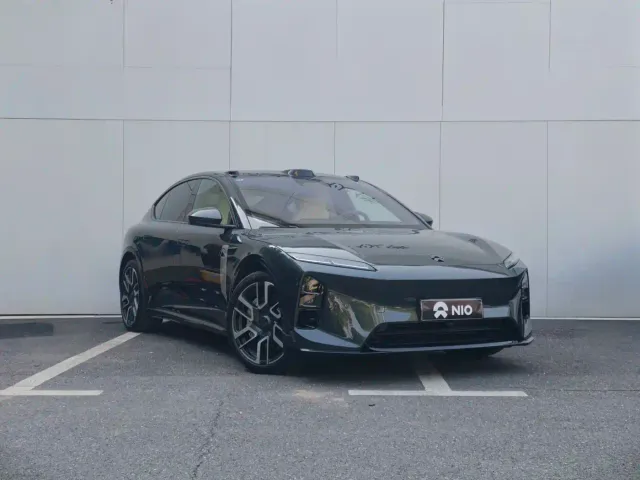 Nio ET5 — Фото автомобиля 3