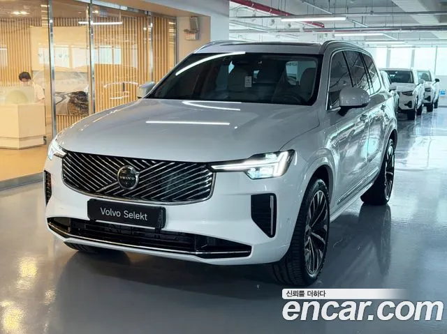 Фотография автомобиля — Volvo XC90 Generation 2