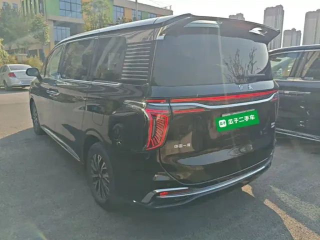 Hongqi HQ9 PHEV — Фото автомобиля 4