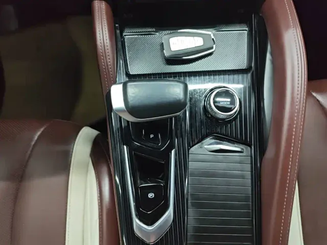 Geely Xingyue L — Фото автомобиля 13
