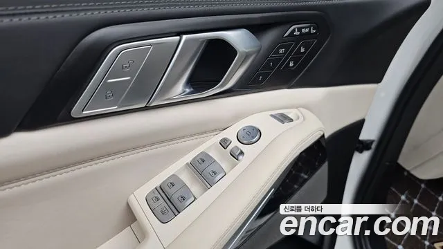 BMW X7 G07 — Фото автомобиля 26