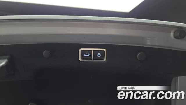 Hyundai Grandeur GN7 — Фото автомобиля 17