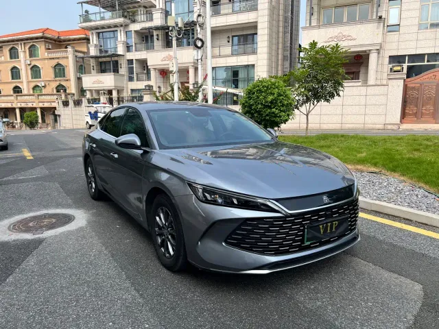 BYD Qin L — Фото автомобиля 4