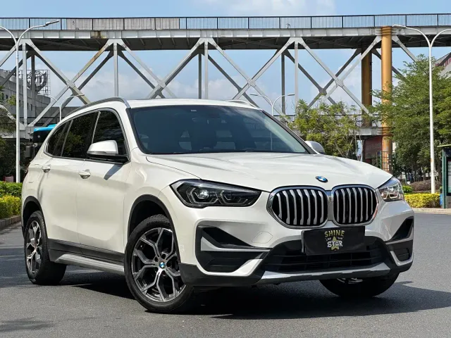 BMW X1 — Фото автомобиля 3