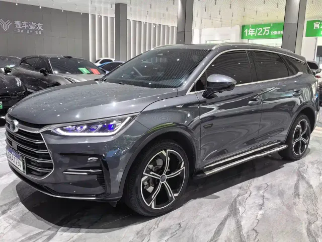Фотография автомобиля — BYD Tang
