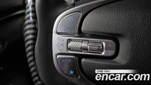 Genesis GV70 — Фото автомобиля 22
