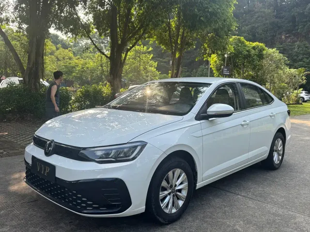 Фотография автомобиля — Volkswagen Lavida