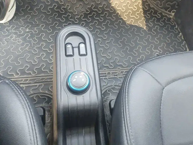 Wuling Hongguang Mini EV — Фото автомобиля 13
