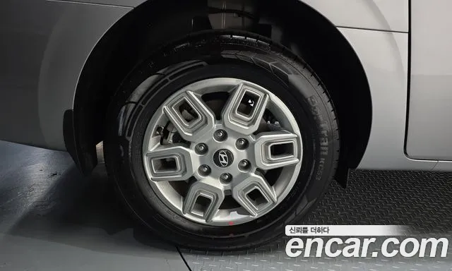 Hyundai Staria — Фото автомобиля 5