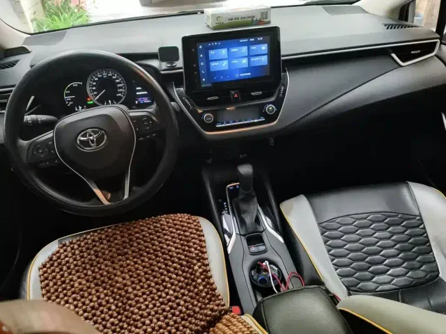 Toyota Corolla — Фото автомобиля 12