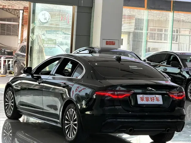Jaguar XEL — Фото автомобиля 13