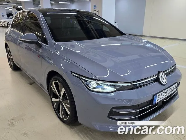 Фотография автомобиля — Volkswagen Golf