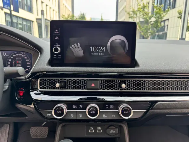 Honda Civic — Фото автомобиля 14