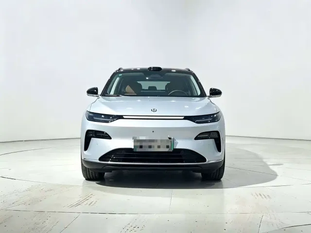 Leapmotor C11 — Фото автомобиля 2