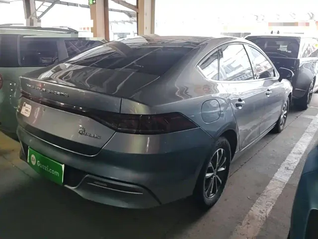 BYD Qin PLUS — Фото автомобиля 6