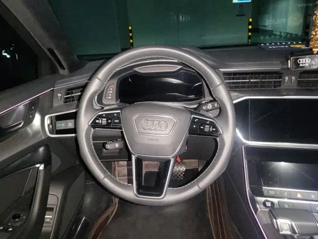 Audi A6L — Фото автомобиля 15
