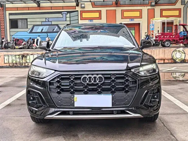 Audi Q5L — Фото автомобиля 2