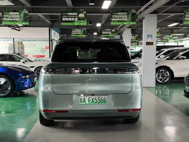 IM Motors LS8 — Фото автомобиля 5