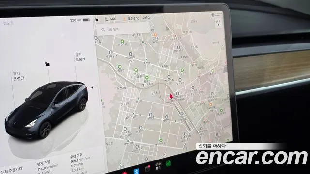 Tesla Model Y — Фото автомобиля 13