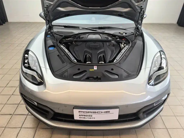 Porsche Panamera — Фото автомобиля 25